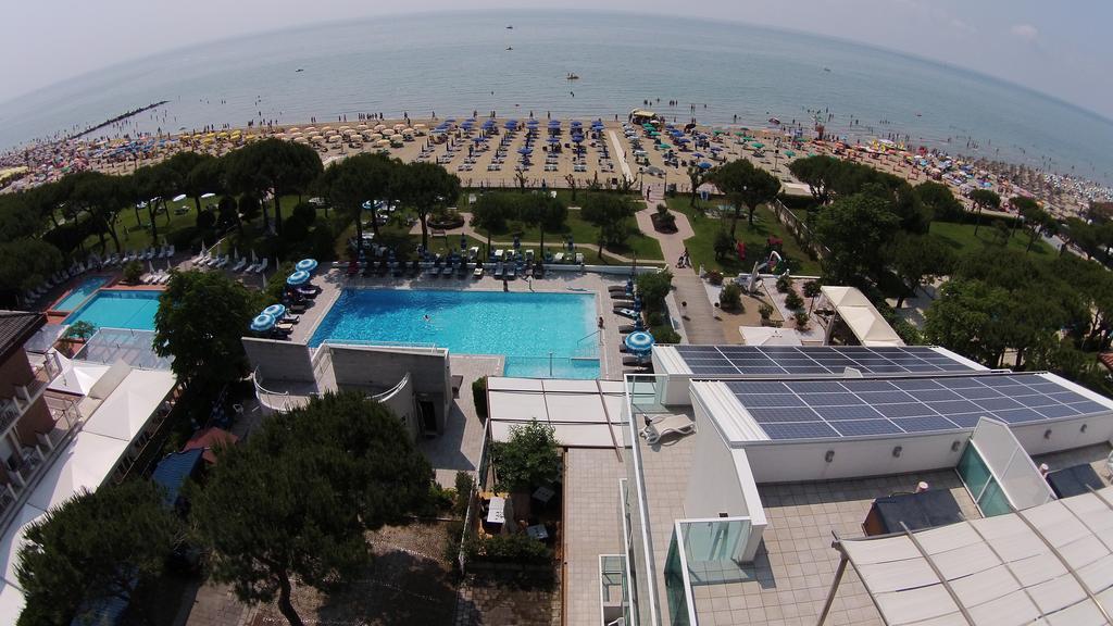 Park Hotel Ermitage Resort & Spa Lido di Jesolo Exterior photo